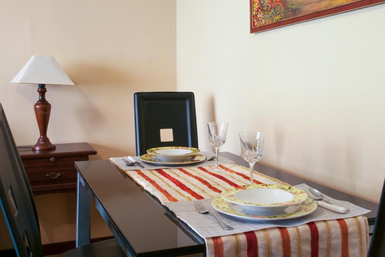 Apartamento Araceli Proximo A Clinica Oftalmologica Fdez Vega Apartment Oviedo Exterior photo